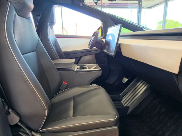 2024 Tesla Cybertruck AWD - 23060420 - 27