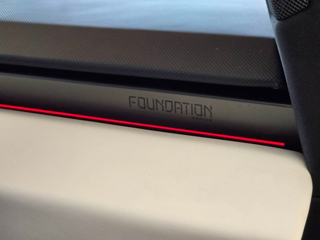 2024 Tesla Cybertruck AWD - 23060420 - 29