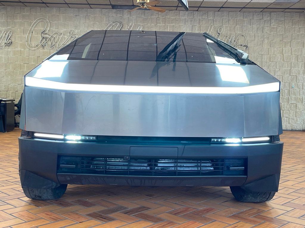 2024 Tesla Cybertruck AWD - 23061080 - 2