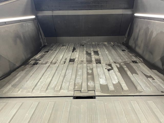 2024 Tesla Cybertruck AWD - 23061080 - 8