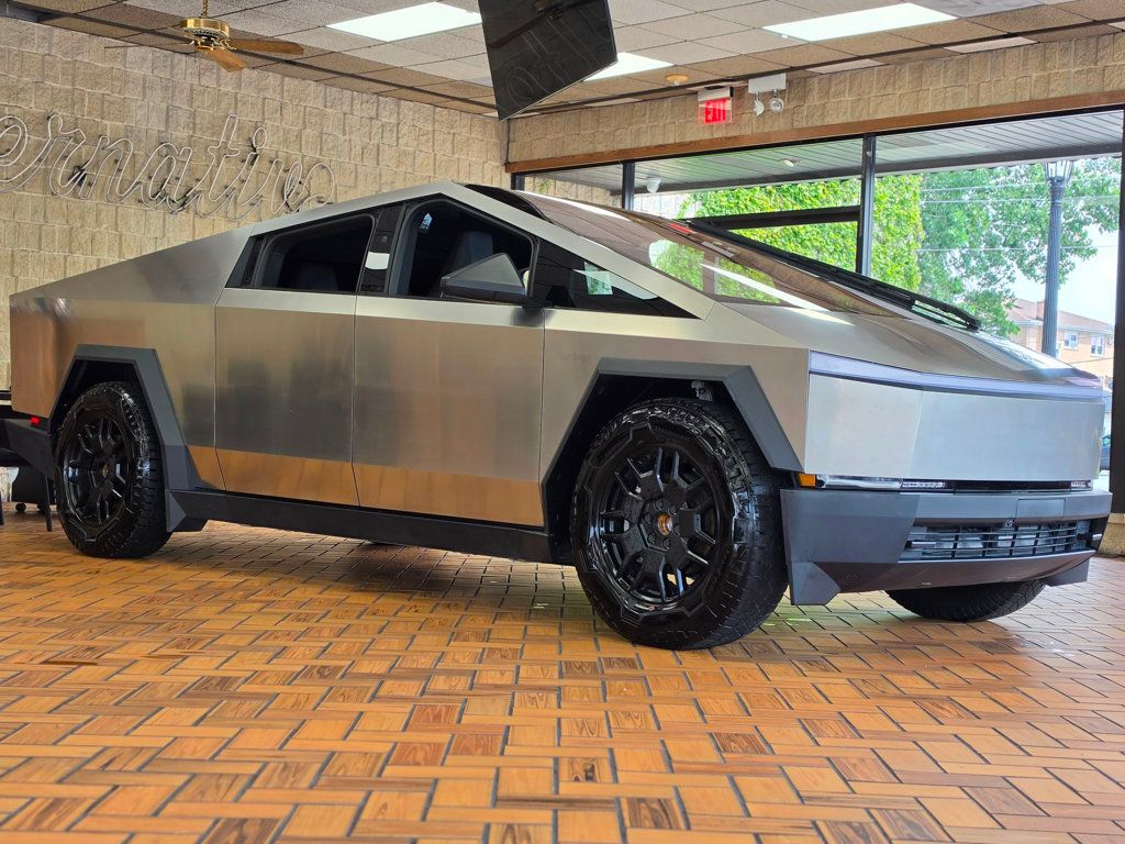 2024 Tesla Cybertruck AWD - 23061742 - 9