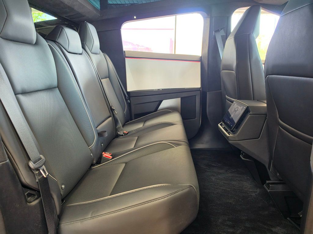 2024 Tesla Cybertruck AWD - 23061742 - 27
