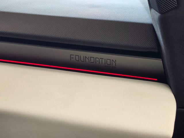 2024 Tesla Cybertruck AWD - 23061742 - 30