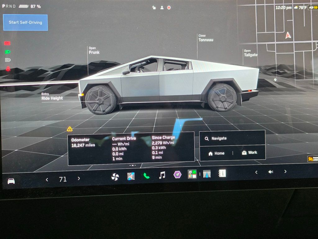 2024 Tesla Cybertruck AWD - 23061742 - 32