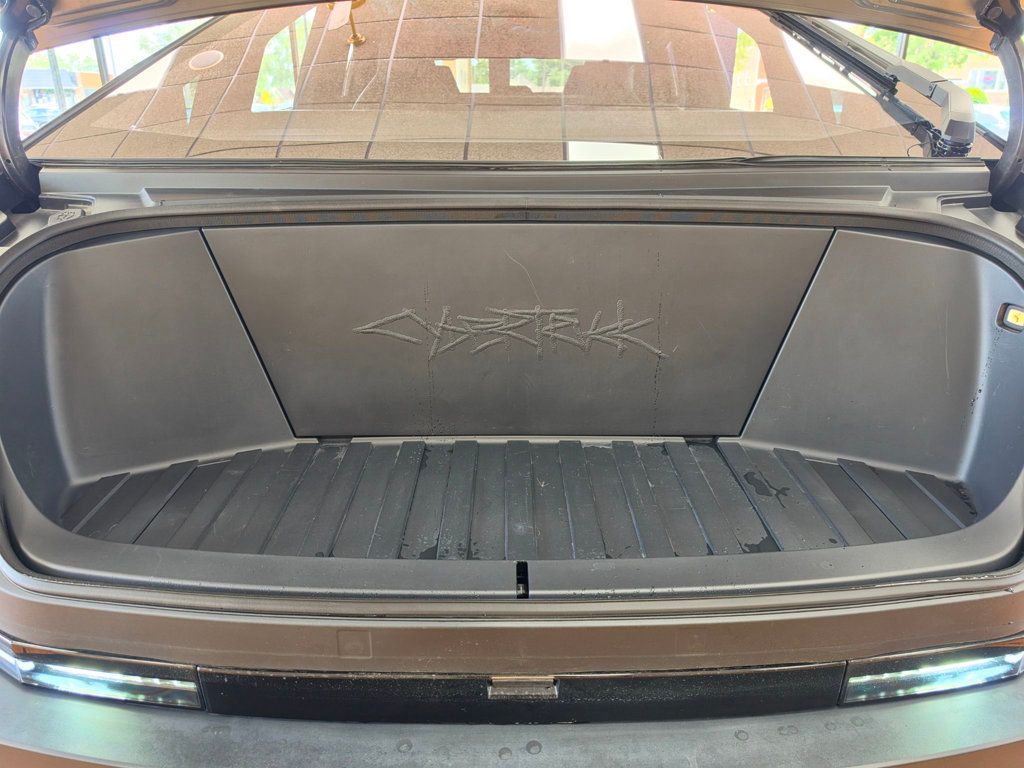 2024 Tesla Cybertruck AWD - 23061742 - 44