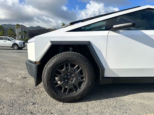 2024 Tesla Cybertruck AWD - 22638670 - 10