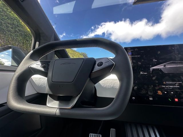 2024 Tesla Cybertruck AWD - 22638670 - 18