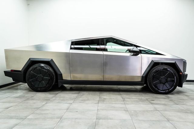 2024 Tesla Cybertruck AWD - 23007680 - 9