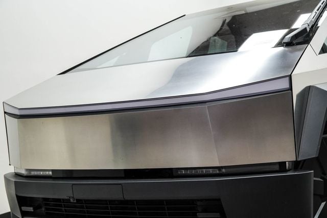 2024 Tesla Cybertruck AWD - 23007680 - 1