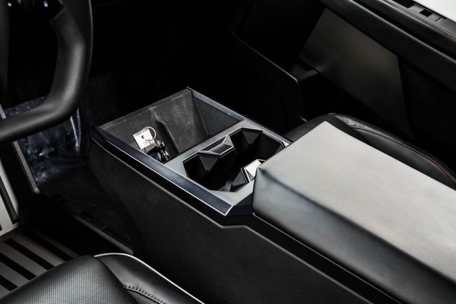 2024 Tesla Cybertruck AWD - 23007680 - 19