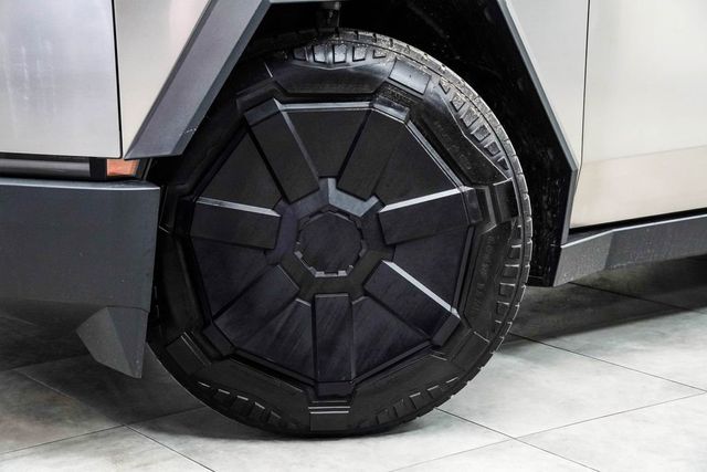 2024 Tesla Cybertruck AWD - 23007680 - 2