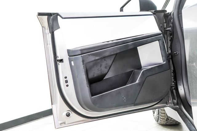 2024 Tesla Cybertruck AWD - 23007680 - 36