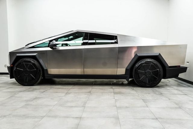 2024 Tesla Cybertruck AWD - 23007680 - 7
