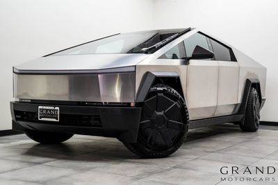 2024 Tesla Cybertruck