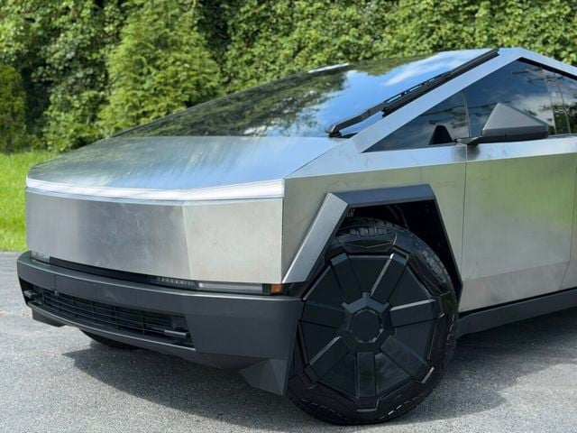 2024 Tesla Cybertruck AWD - 23060712 - 1