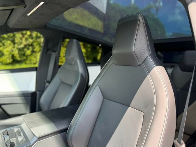2024 Tesla Cybertruck AWD - 23060712 - 22