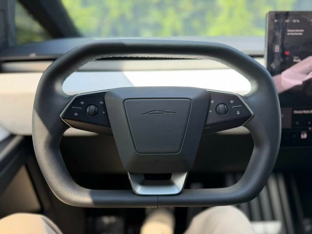 2024 Tesla Cybertruck AWD - 23060712 - 34