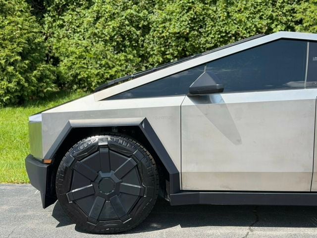 2024 Tesla Cybertruck AWD - 23060712 - 3