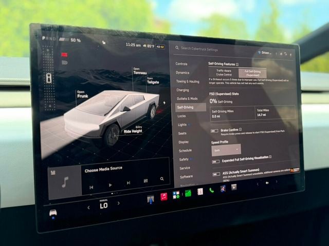 2024 Tesla Cybertruck AWD - 23060712 - 41