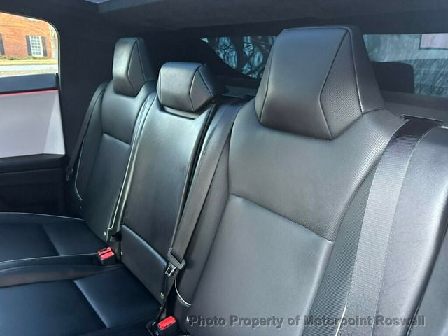 2024 Tesla Cybertruck AWD - 22984364 - 19