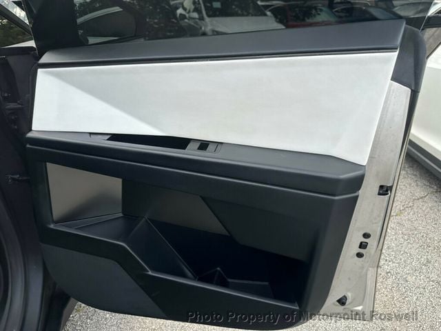 2024 Tesla Cybertruck AWD - 23027462 - 10