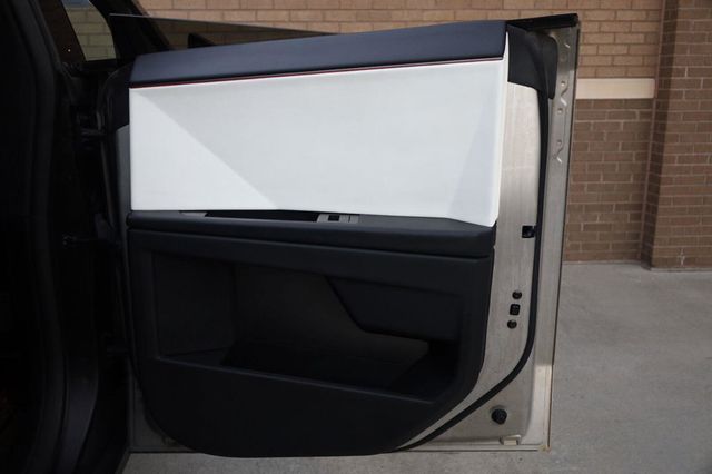2024 Tesla Cybertruck AWD - 23097622 - 22