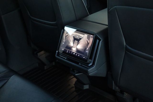 2024 Tesla Cybertruck AWD - 23097622 - 25
