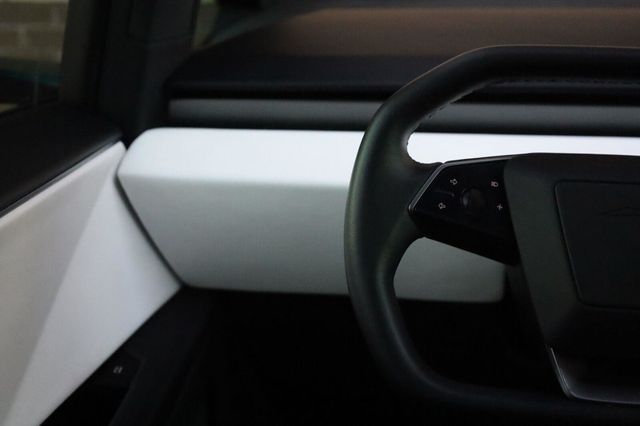 2024 Tesla Cybertruck AWD - 23097622 - 34