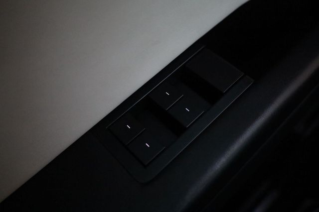 2024 Tesla Cybertruck AWD - 23097622 - 37
