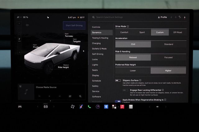2024 Tesla Cybertruck AWD - 23097622 - 46