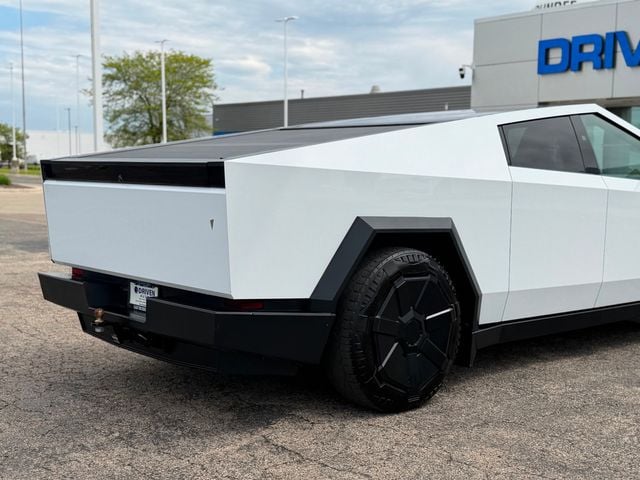 2024 Tesla Cybertruck AWD - 23025342 - 10