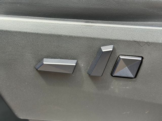 2024 Tesla Cybertruck AWD - 23025342 - 18