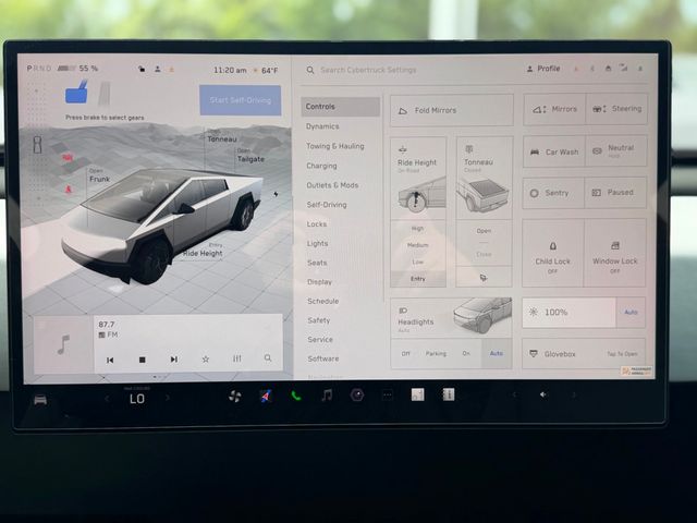 2024 Tesla Cybertruck AWD - 23025342 - 27