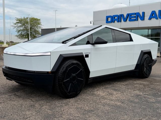 2024 Tesla Cybertruck AWD - 23025342 - 3