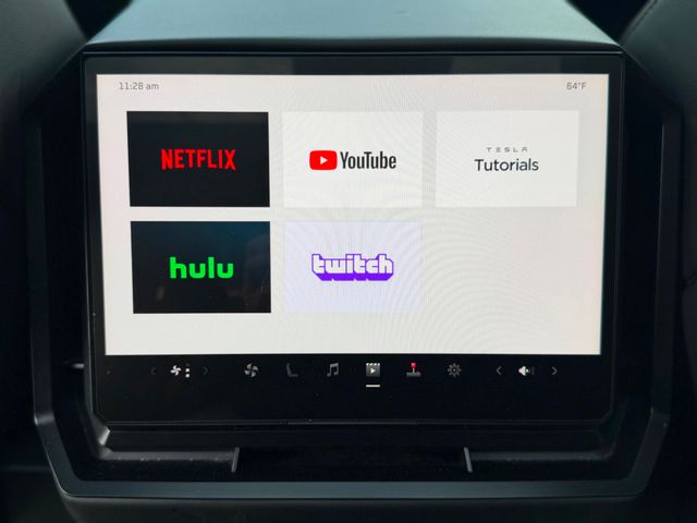 2024 Tesla Cybertruck AWD - 23025342 - 48