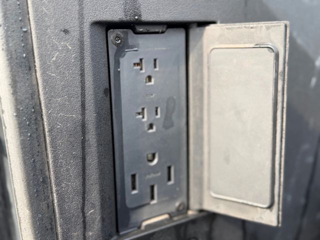 2024 Tesla Cybertruck AWD - 23037024 - 43