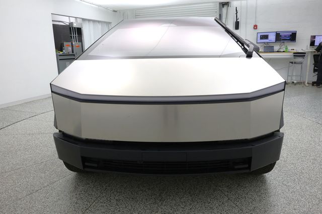 2024 Tesla Cybertruck AWD - 23036180 - 1