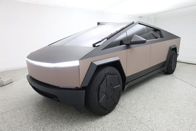 2024 Tesla Cybertruck