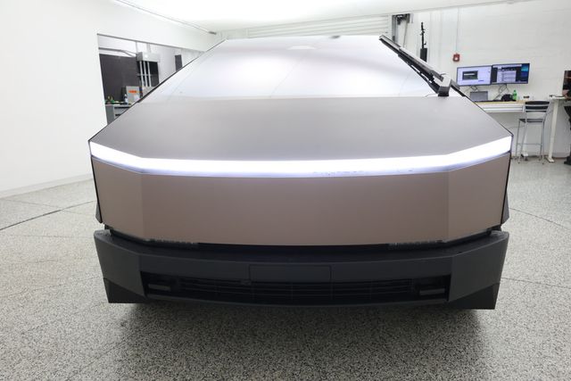 2024 Tesla Cybertruck AWD - 23047333 - 1