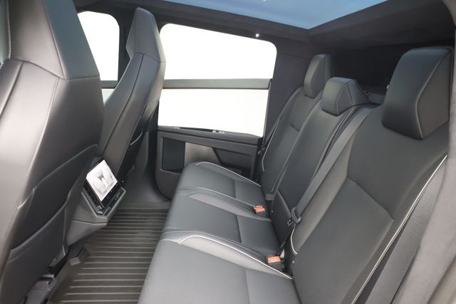 2024 Tesla Cybertruck AWD - 23047333 - 26