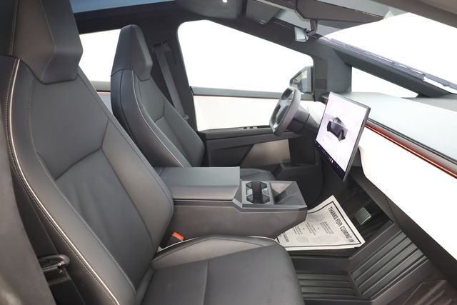 2024 Tesla Cybertruck AWD - 23047333 - 29
