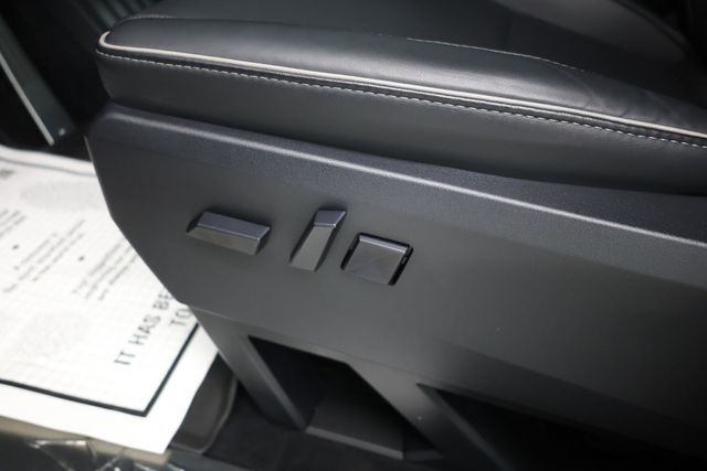 2024 Tesla Cybertruck AWD - 23047333 - 8