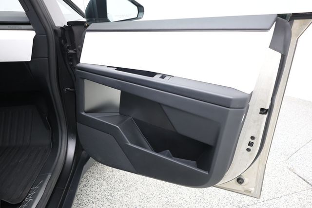 2024 Tesla Cybertruck AWD - 23101406 - 30
