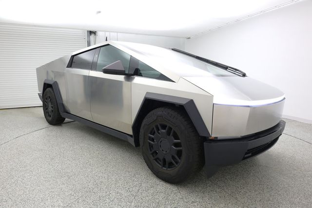 2024 Tesla Cybertruck AWD Foundation Series - 23039975 - 1