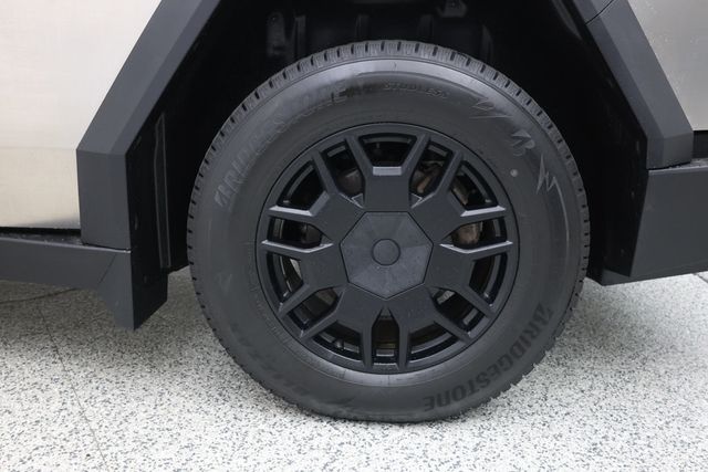 2024 Tesla Cybertruck AWD Foundation Series - 23041438 - 6