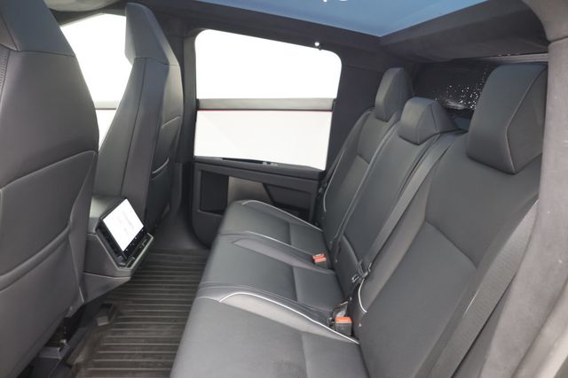 2024 Tesla Cybertruck AWD Foundation Series w/ Full Self-Driving - 23041438 - 24