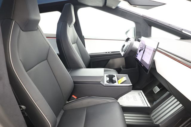 2024 Tesla Cybertruck AWD Foundation Series w/ Full Self-Driving - 23041438 - 27