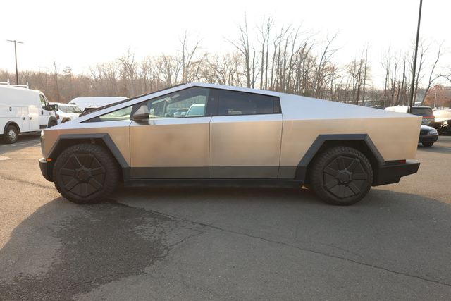 2024 Tesla Cybertruck AWD Foundation Series w/ Full Self-Driving Capability - 23003597 - 1