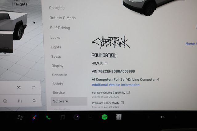 2024 Tesla Cybertruck AWD w/ Foundation Series Package & Powershare - 23045488 - 9