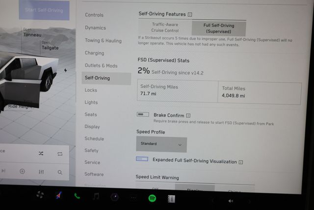 2024 Tesla Cybertruck AWD w/ Foundation Series Package & Powershare - 23045488 - 16